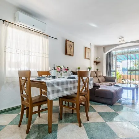 Apartment Malagasuite Relax Terrace & Pool