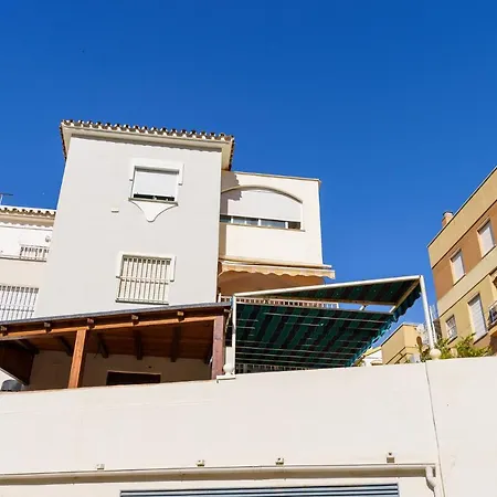 Malagasuite Relax Terrace & Pool Apartment Torremolinos